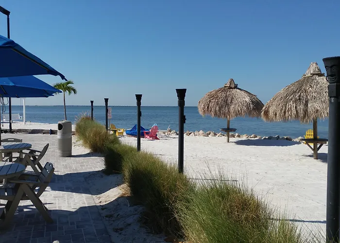 Sailport Waterfront Suites