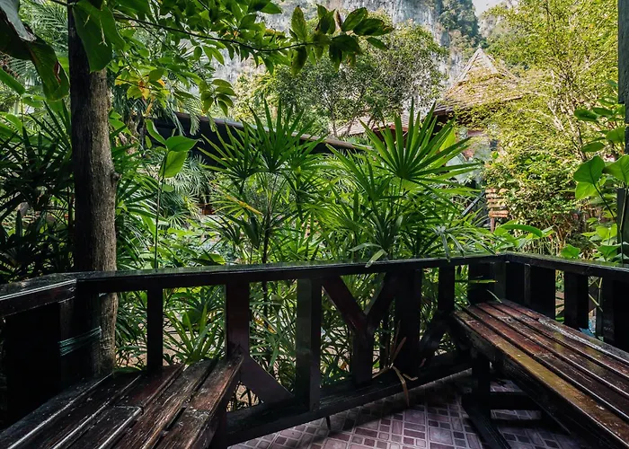 Phupha Aonang Resort