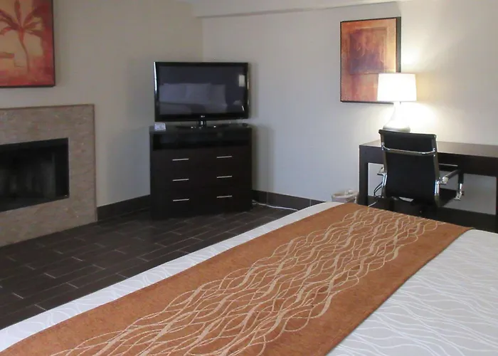 Comfort Inn & Suites Mojave