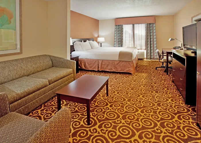 Holiday Inn Express Hotel & Suites Kansas City - Grandview By Ihg