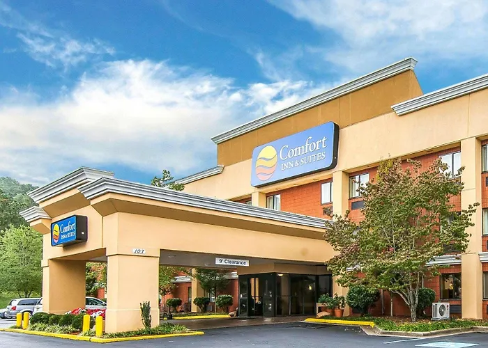 Best Western Plus Cleveland Inn & Suites
