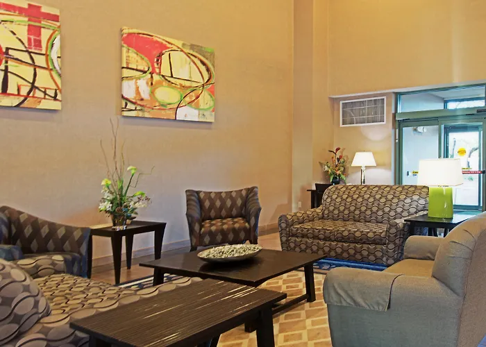 Holiday Inn & Suites Goodyear - West Phoenix Area By Ihg