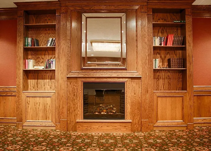 Best Western Plus Guildwood Inn