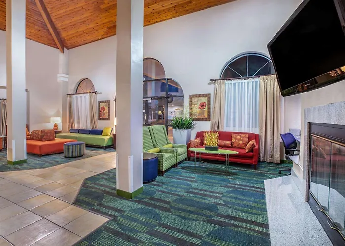 Baymont By Wyndham Tehachapi