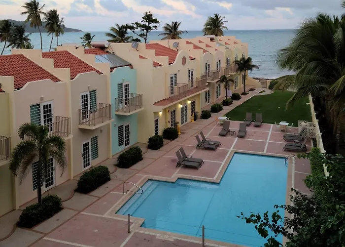 Hotel Lucia Beach