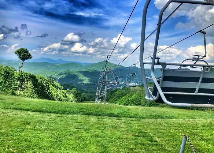 Appresski - 5 Bed Ski In Ski Out - 50 Steps To Ski Sugar Mountain Slopes
