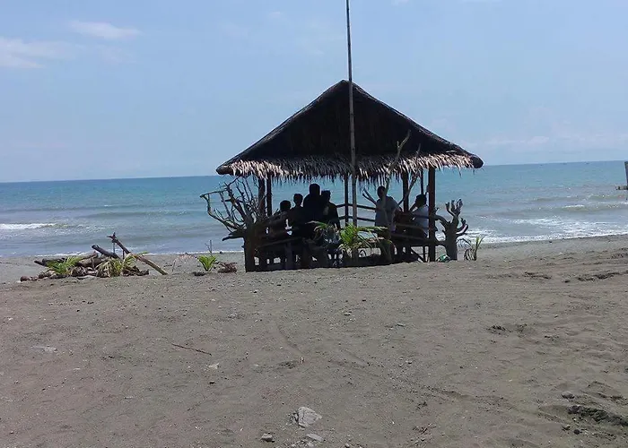 Damara Beachfront Resort