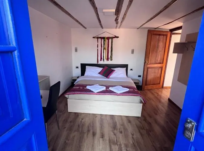 Casona Les Pleiades Bed & Breakfast Cusco