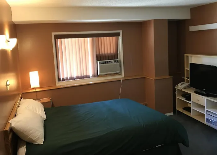 Griz Inn Rmc Rentals By Park Vacation Management