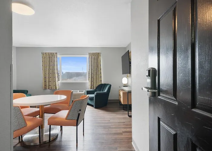Garibaldi Inn At The Bay