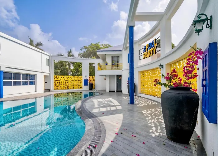Roadies Rostel - Best Adventure Resort In Ahmedabad