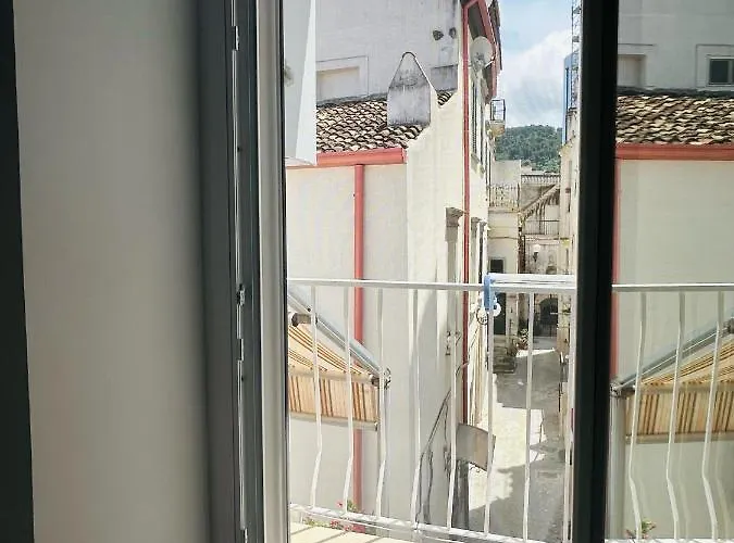Hotel Dimora Santucci Rodi Garganico