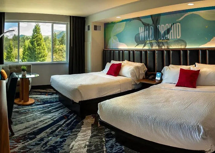 Seven Feathers Casino Resort