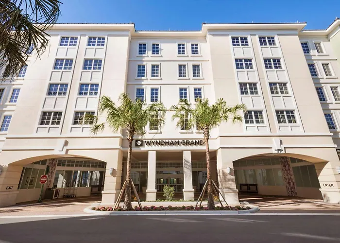 Wyndham Grand Jupiter At Harbourside Place