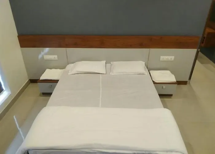 Himani Heritage Resorts, Formerly Camp Nishani Holidays
