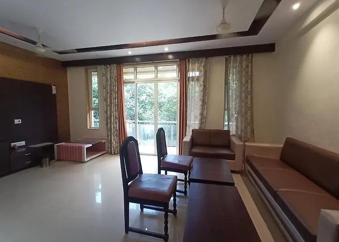 Hotel Oakwood Mahabaleshwar