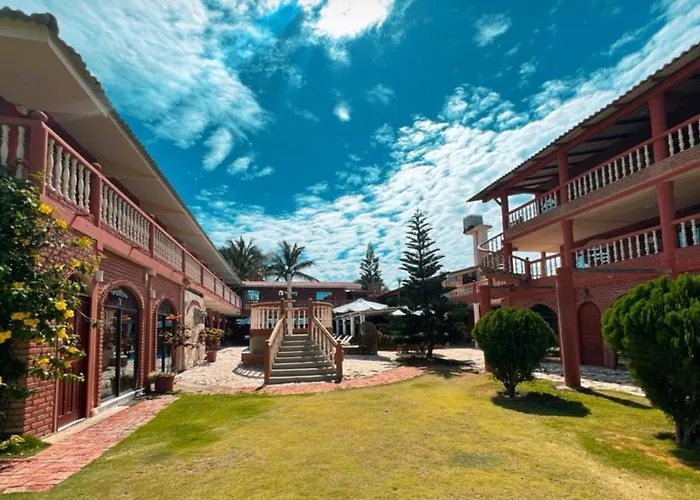 Suite Hotel Romanos