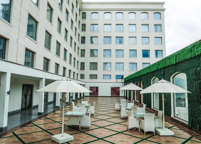 Ramada By Wyndham Lucknow Hotel And Convention Center