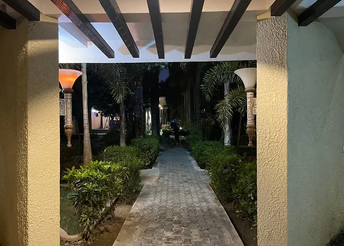 Royal Tiger Luxury Resort