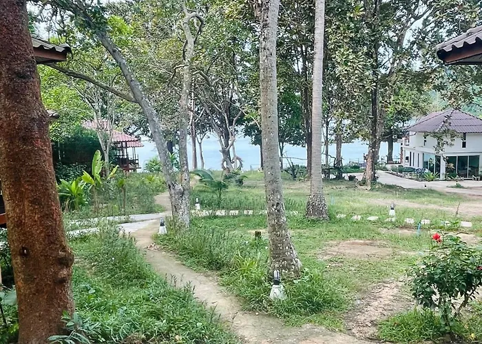 Marina Resort Koh Phayam Ranong