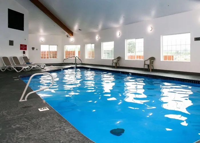 Country Inn & Suites By Radisson, Prineville, Or