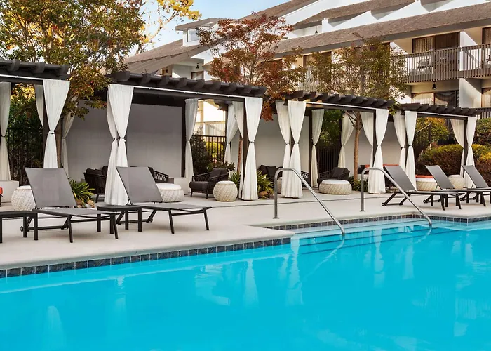 Hilton Garden Inn Monterey