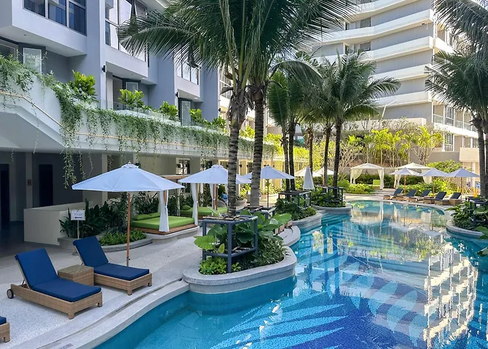 La Green Hotel & Residence