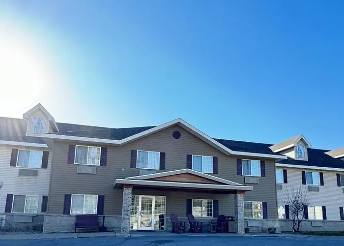 Country Trails Inn &Suites