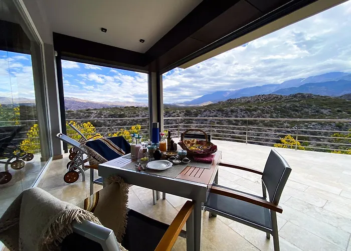 El Carmelo Mountain Lodge