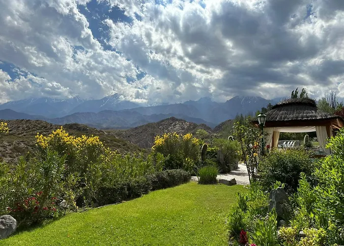 El Carmelo Mountain Lodge