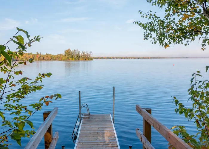 Lakepoint Cottage Resort