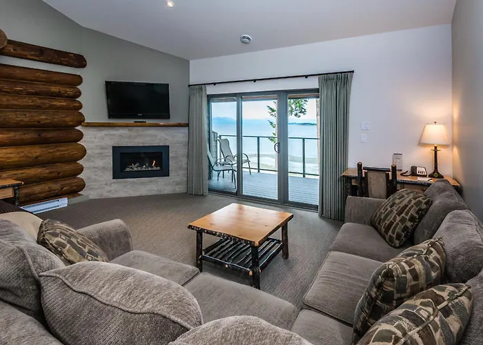 Tigh-Na-Mara Seaside Spa Resort