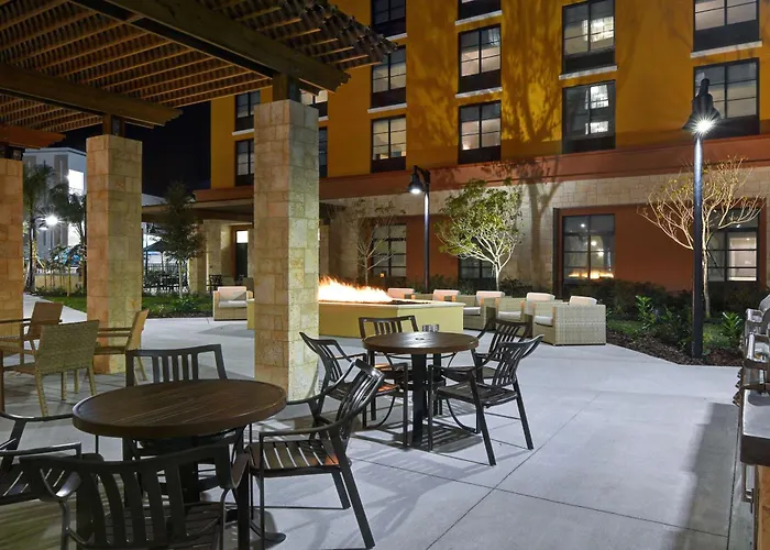 Home2 Suites By Hilton Orlando Flamingo Crossings, Fl