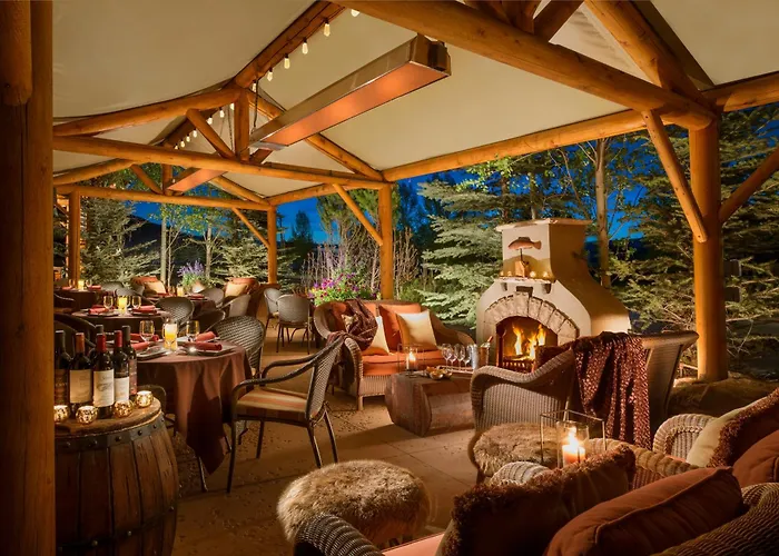 Rustic Inn Creekside