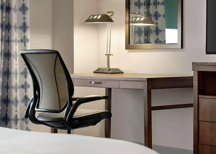 Hilton Garden Inn Louisville Downtown