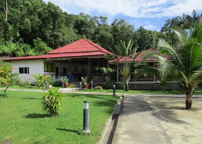 Saracen Bay Resort