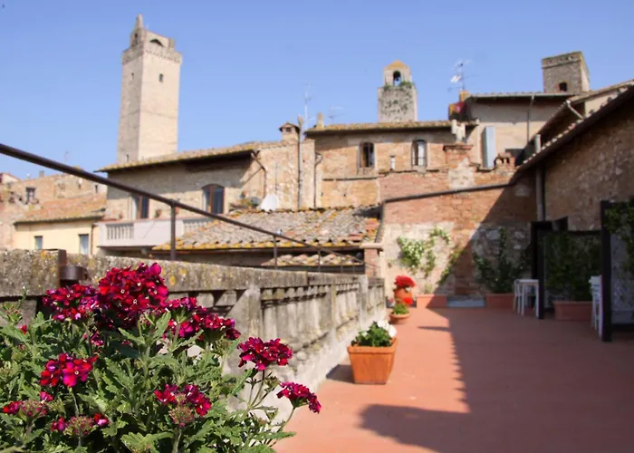 Hotel La Cisterna San Gimignano