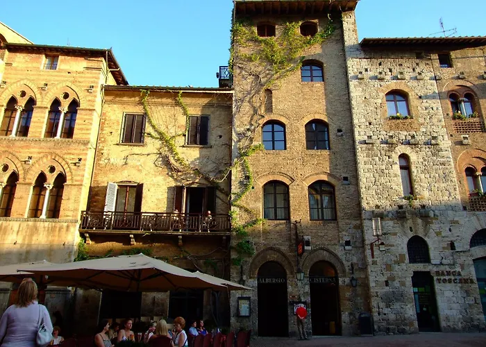 Hotel La Cisterna San Gimignano