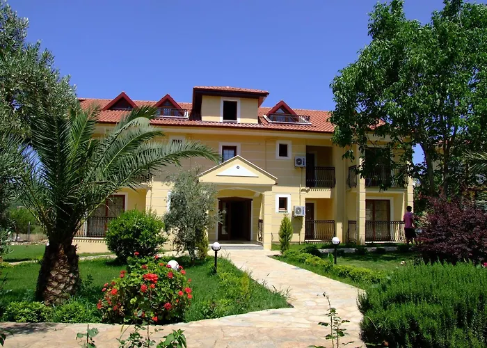 Gokcen Apartments Oludeniz