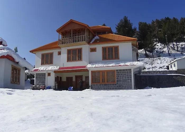 Chinar Resorts