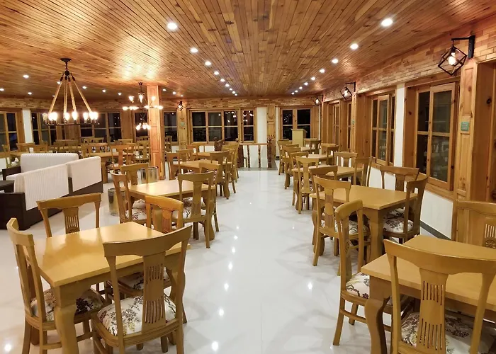 Chinar Resorts