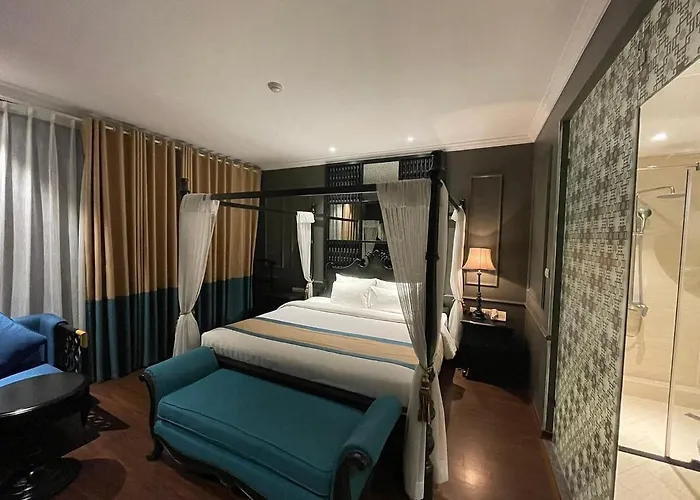 Hanoi Glance Hotel