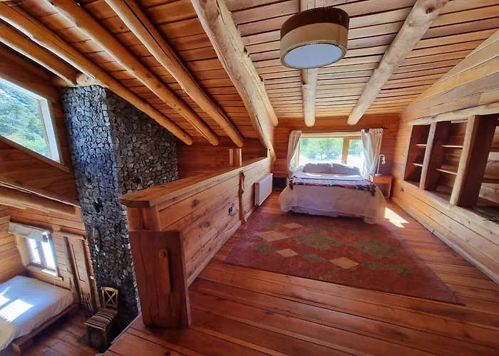 Rocanegra Mountain Lodge
