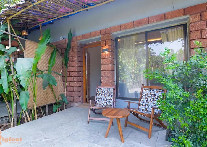 Jomo Resort