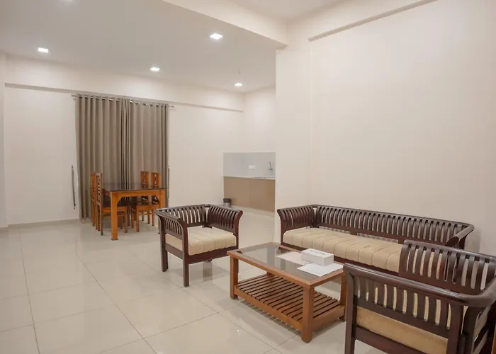 Daffodils Luxury Airport Suites
