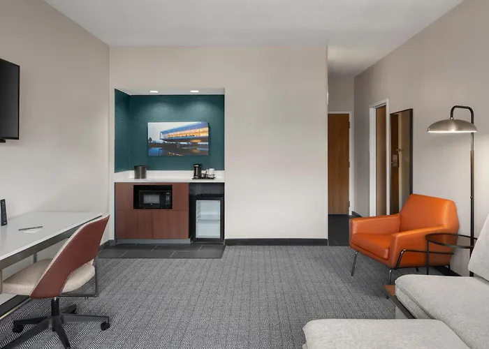 Courtyard By Marriott Little Rock West
