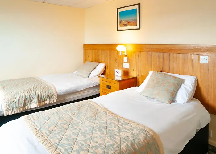 Claxton Hotel