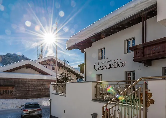 Apartments Gannerhof - 3 Stars Obertilliach