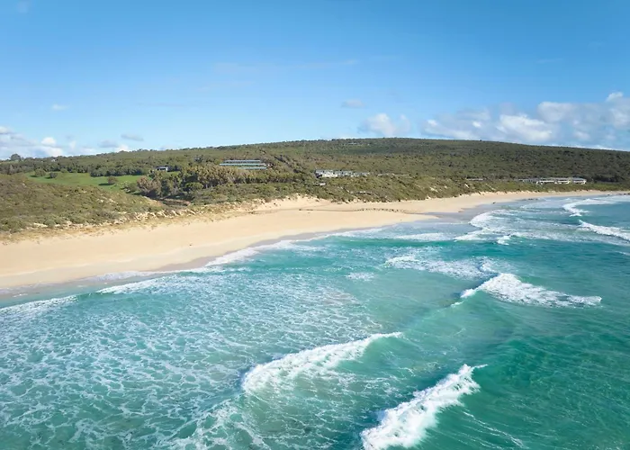 Chandlers Smiths Beach Villas