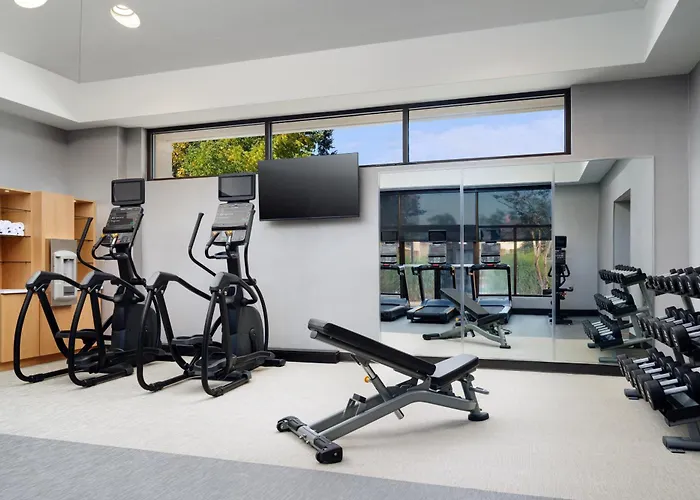 Courtyard By Marriott Little Rock West